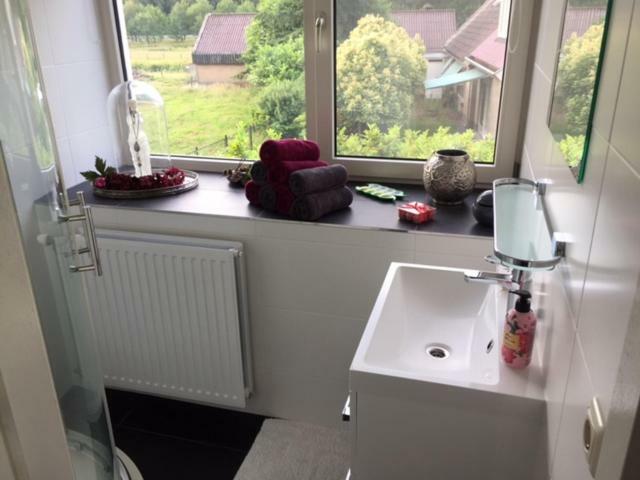 B & B Genieten Bij Groen Drachten Esterno foto